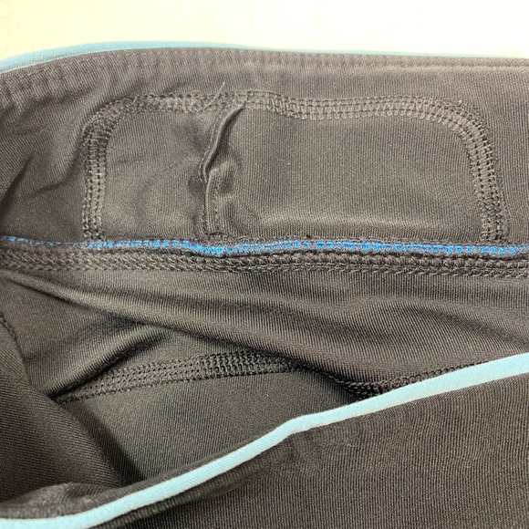 Nike Dry Fit Cropped exercise pants -Medium - Picture 7 of 11